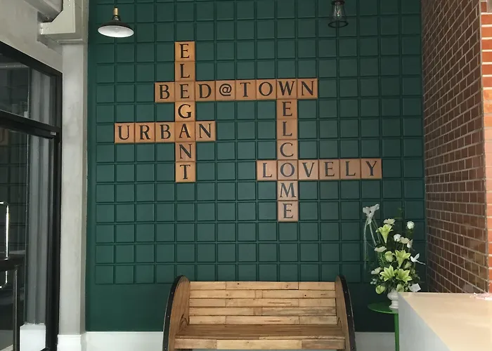 Hostal Bed@town *
